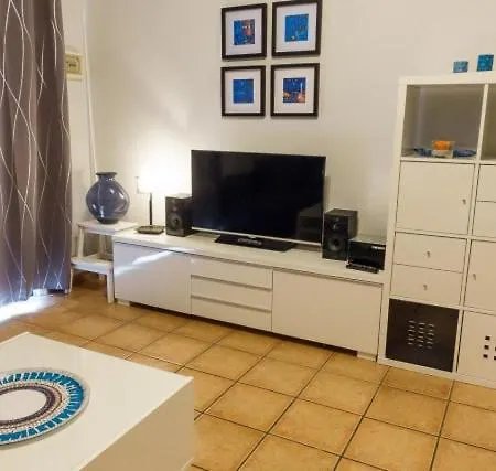 Nicole Playa Park 公寓 *